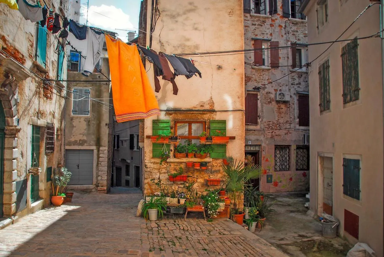 Nina In Rovinj - Istrien酒店 0*,  克罗地亚