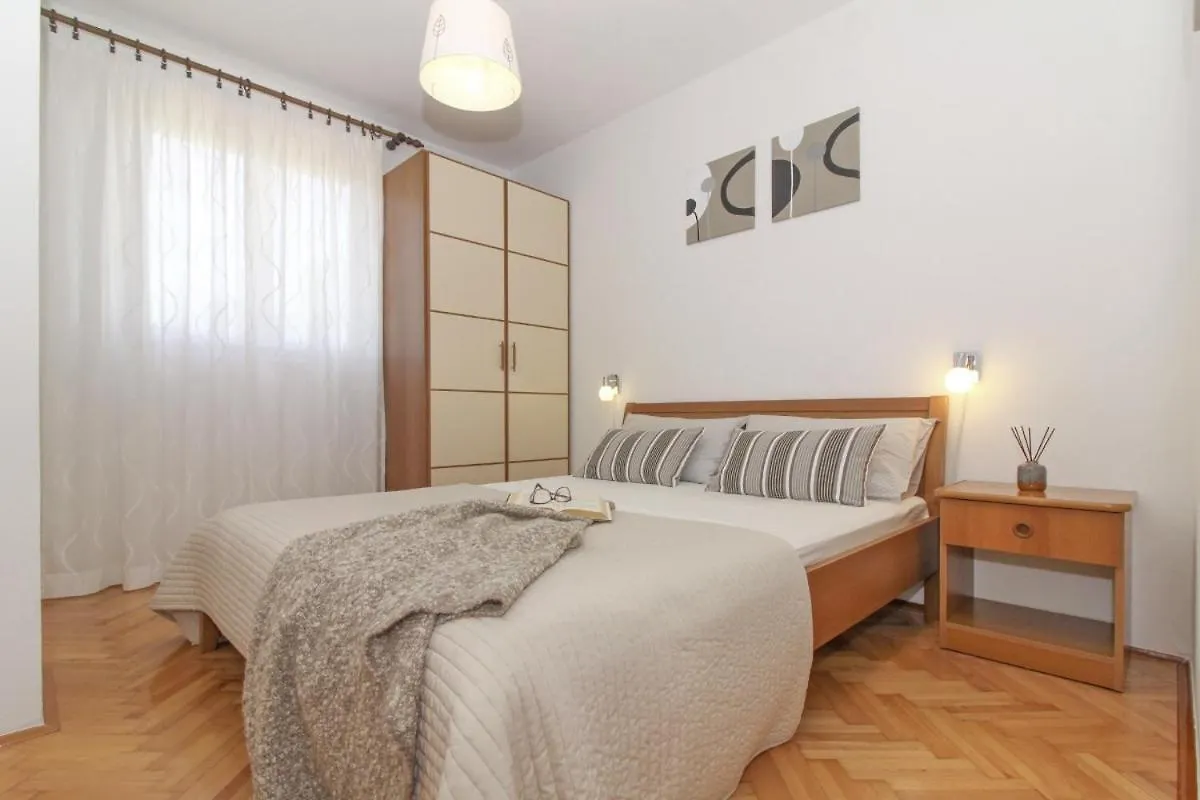 Nina In Rovinj - Istrien酒店 0*,