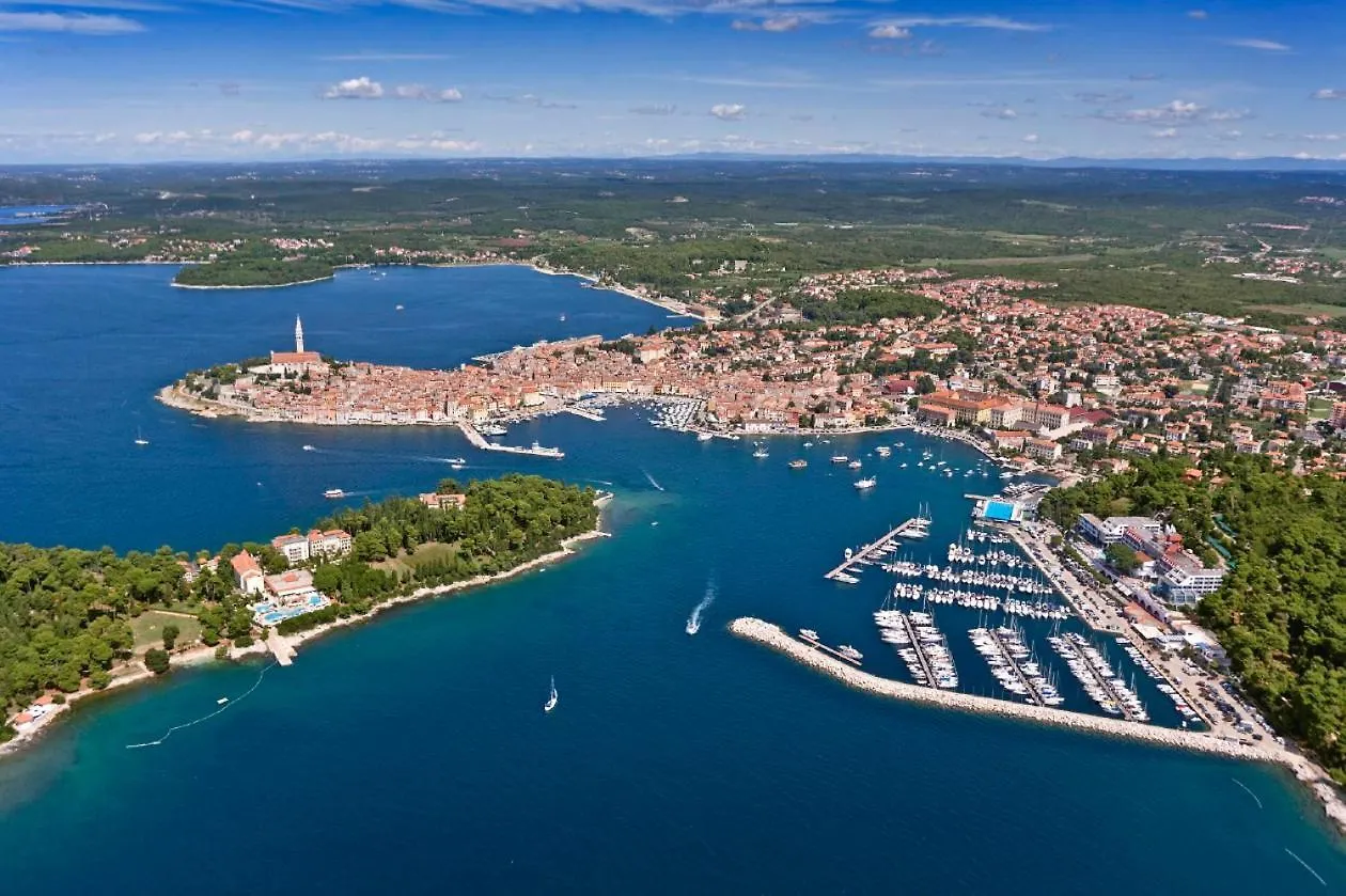Nina In Rovinj - Istrien Hotel